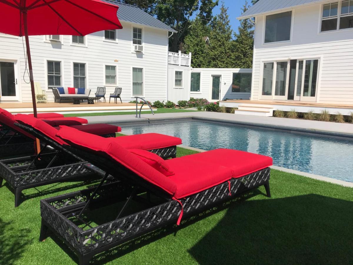 Seven Resort Style Inn Near Beach Shelter Island Heights Exterior photo